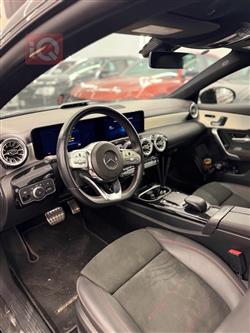 مێرسێدس بێنز CLA